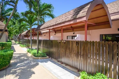 豪华隐居客房 — Phuket Kata Resotel
