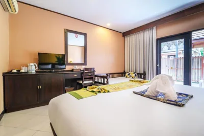 豪华阳光露台客房 — Phuket Kata Resotel